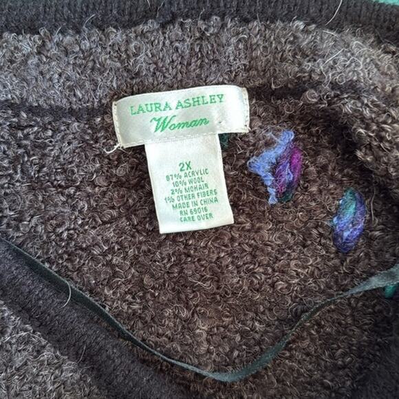 Laura Ashley Woman Wool Blend Cardigan Sweater Sz 2X Gray Snap Embroidery Artsy - Picture 3 of 6